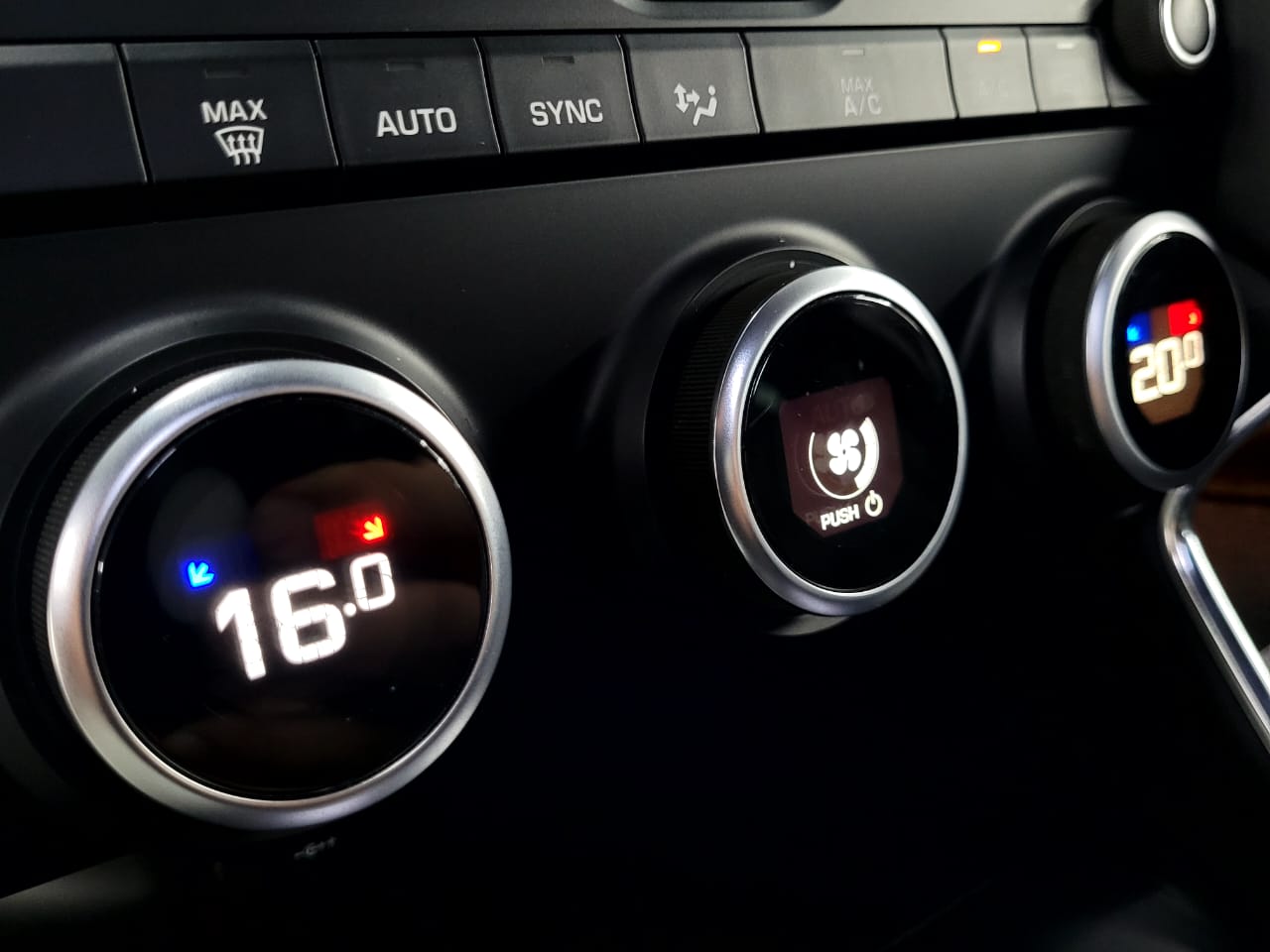 JAGUAR E-PACE 2018/2019 BLINDADO