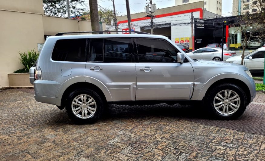 MITSUBISHI PAJERO FULL 2012/2013 BLINDADO