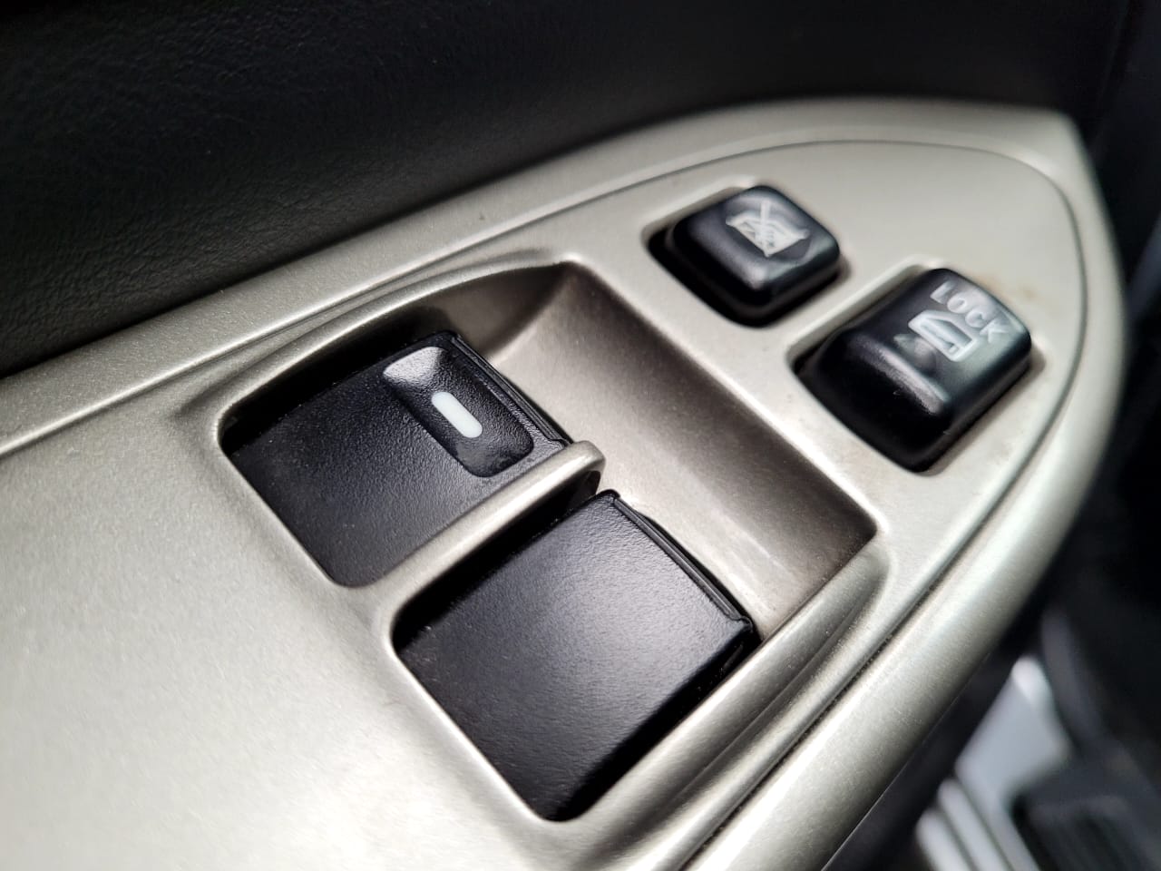 MITSUBISHI PAJERO FULL 2012/2013 BLINDADO