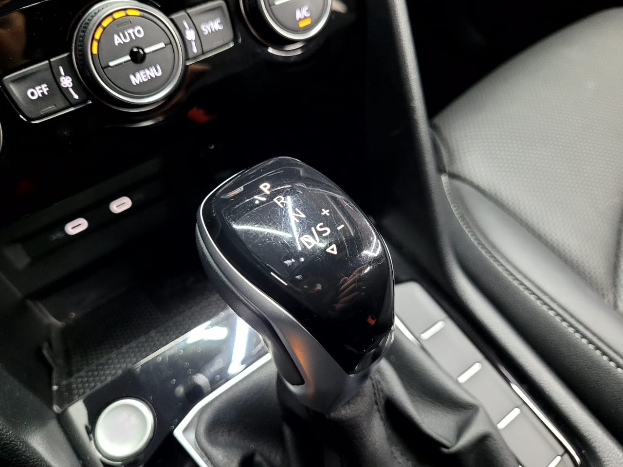 VOLKSWAGEN TAOS 2022/2022