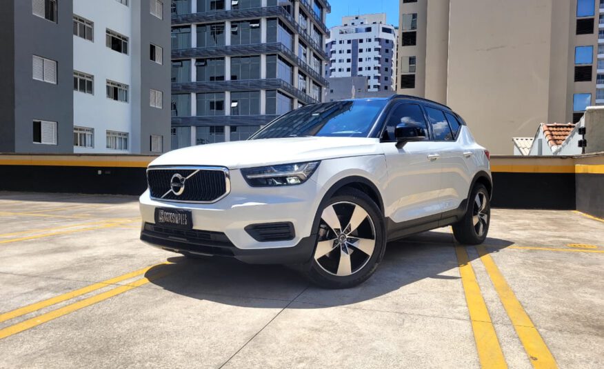 VOLVO   XC40  2.0 T5 GASOLINA MOMENTUM AWD GEARTRONIC