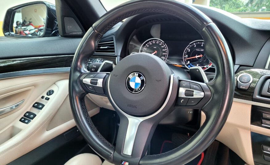 BMW   535I  3.0 M SPORT 24V GASOLINA 2015