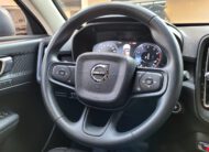 VOLVO   XC40