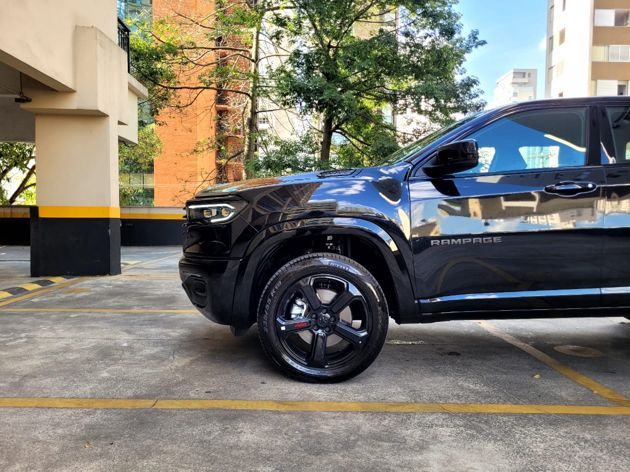 RAM RAMPAGE 2.0 HURRICANE  R/T 4X4