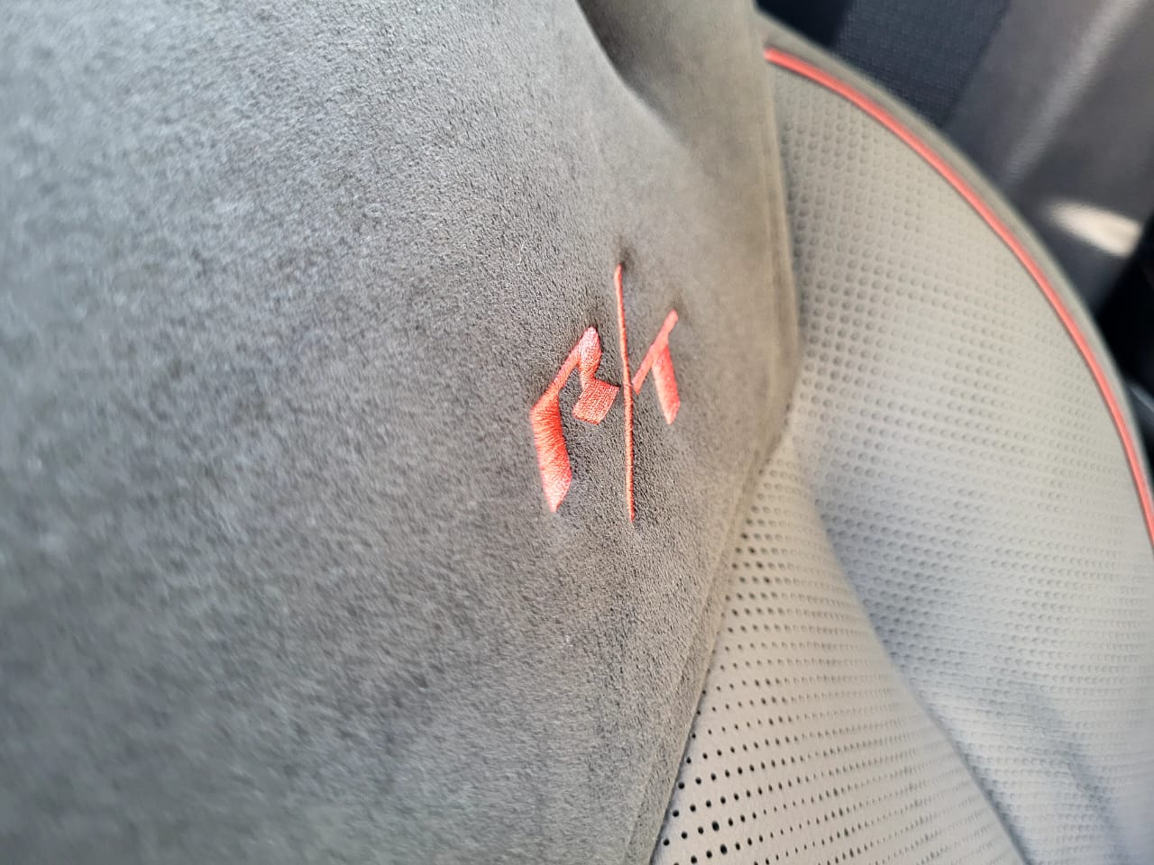 RAM RAMPAGE 2.0 HURRICANE  R/T 4X4