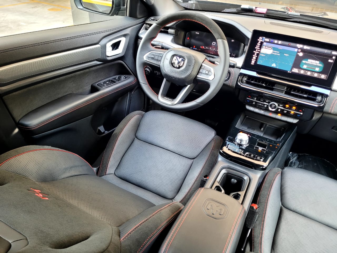 RAM RAMPAGE 2.0 HURRICANE  R/T 4X4