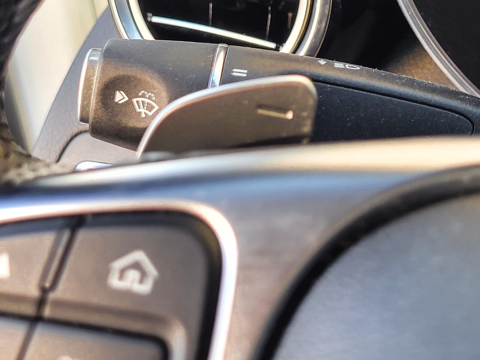 MERCEDES-BENZ GLC 250 2.0 CGI GASOLINA COUPÉ 4MATIC 9G-TRONIC