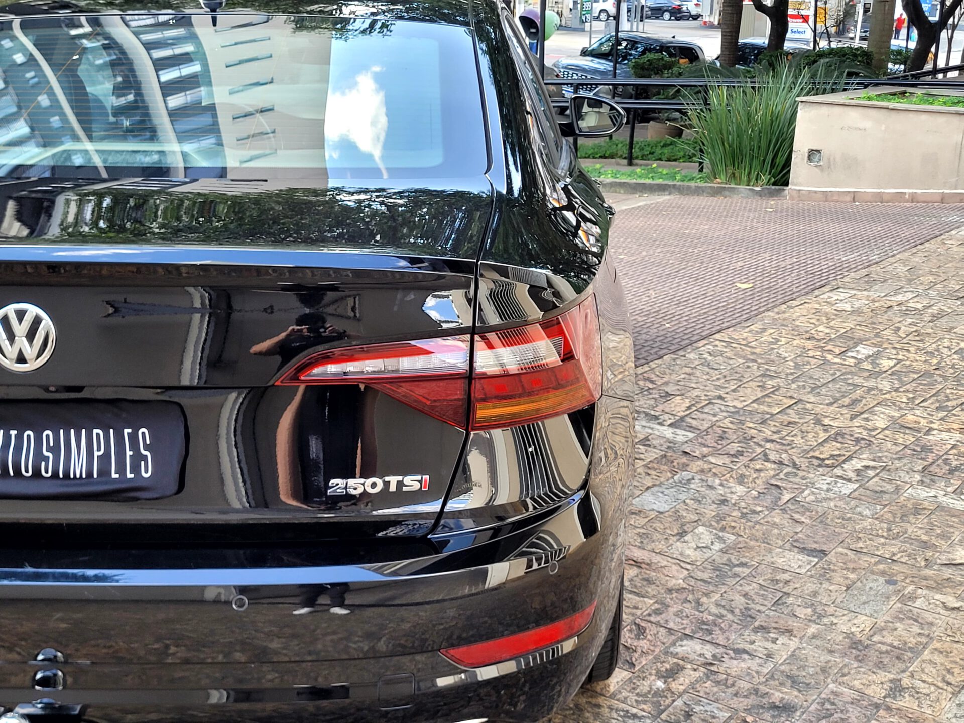 VOLKSWAGEN JETTA 1.4 250 TSI TOTAL FLEX COMFORTLINE TIPTRONIC