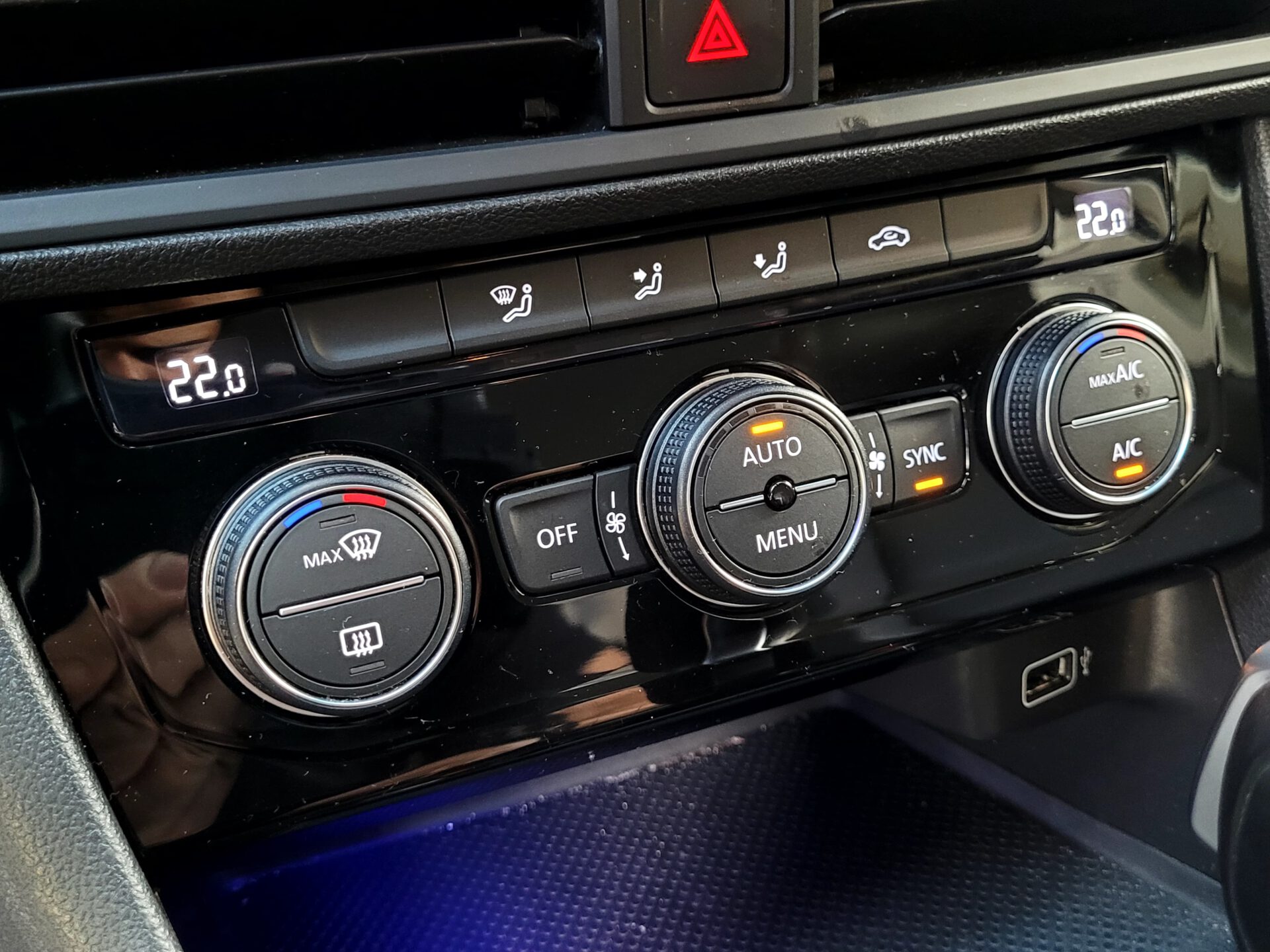 VOLKSWAGEN JETTA 1.4 250 TSI TOTAL FLEX COMFORTLINE TIPTRONIC