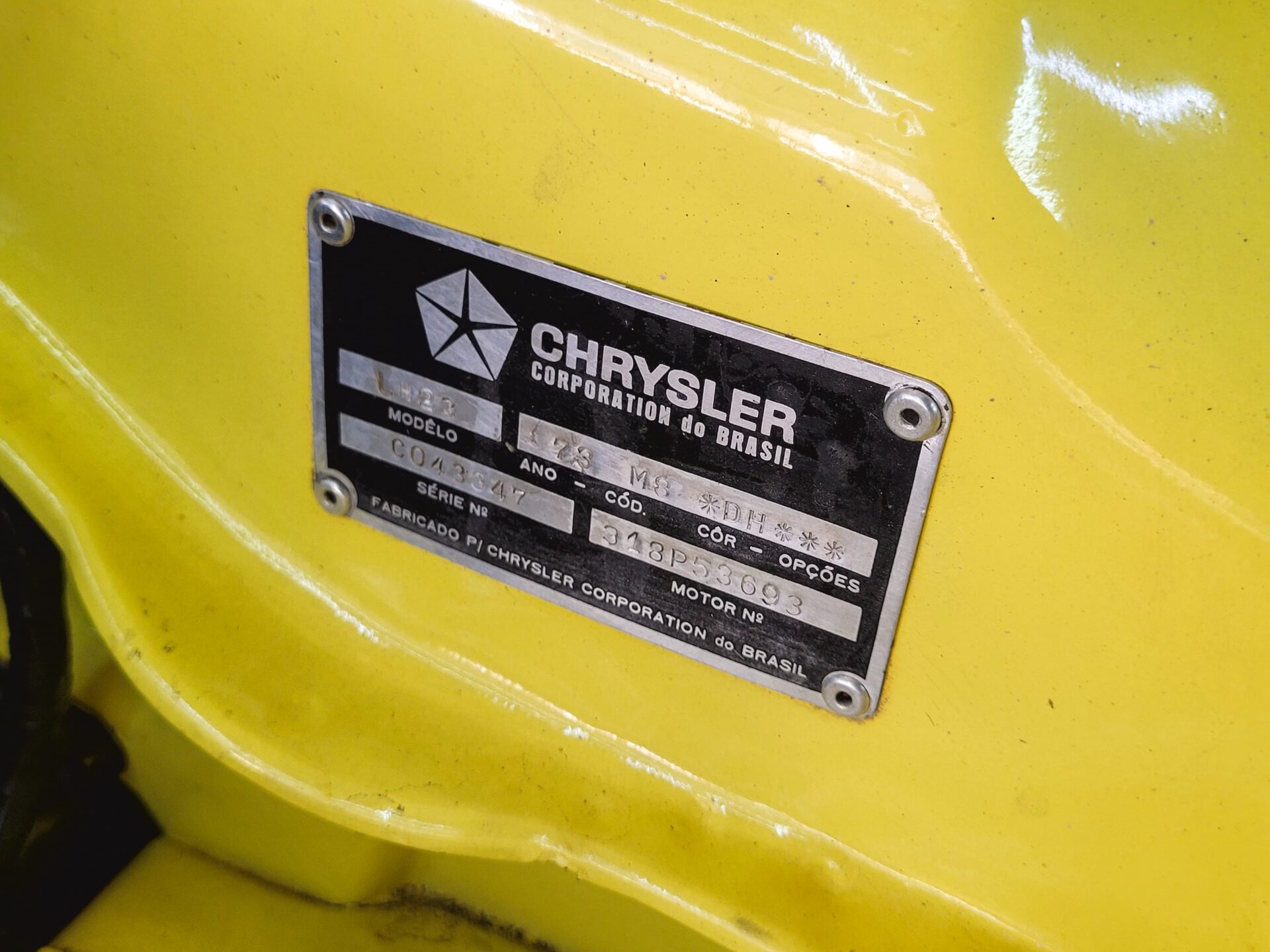 DODGE CHARGER 5.2 R/T V8 GASOLINA 2P MANUAL