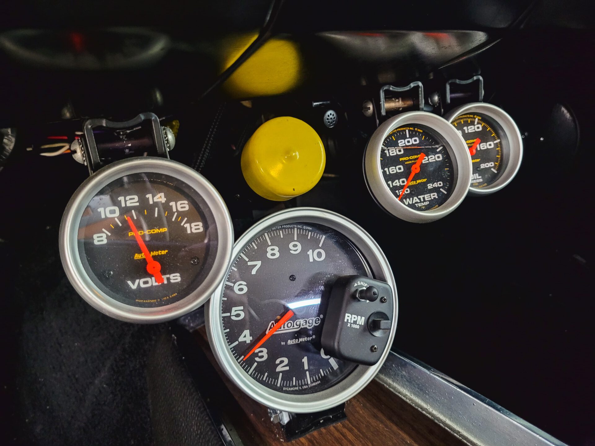 DODGE CHARGER 5.2 R/T V8 GASOLINA 2P MANUAL