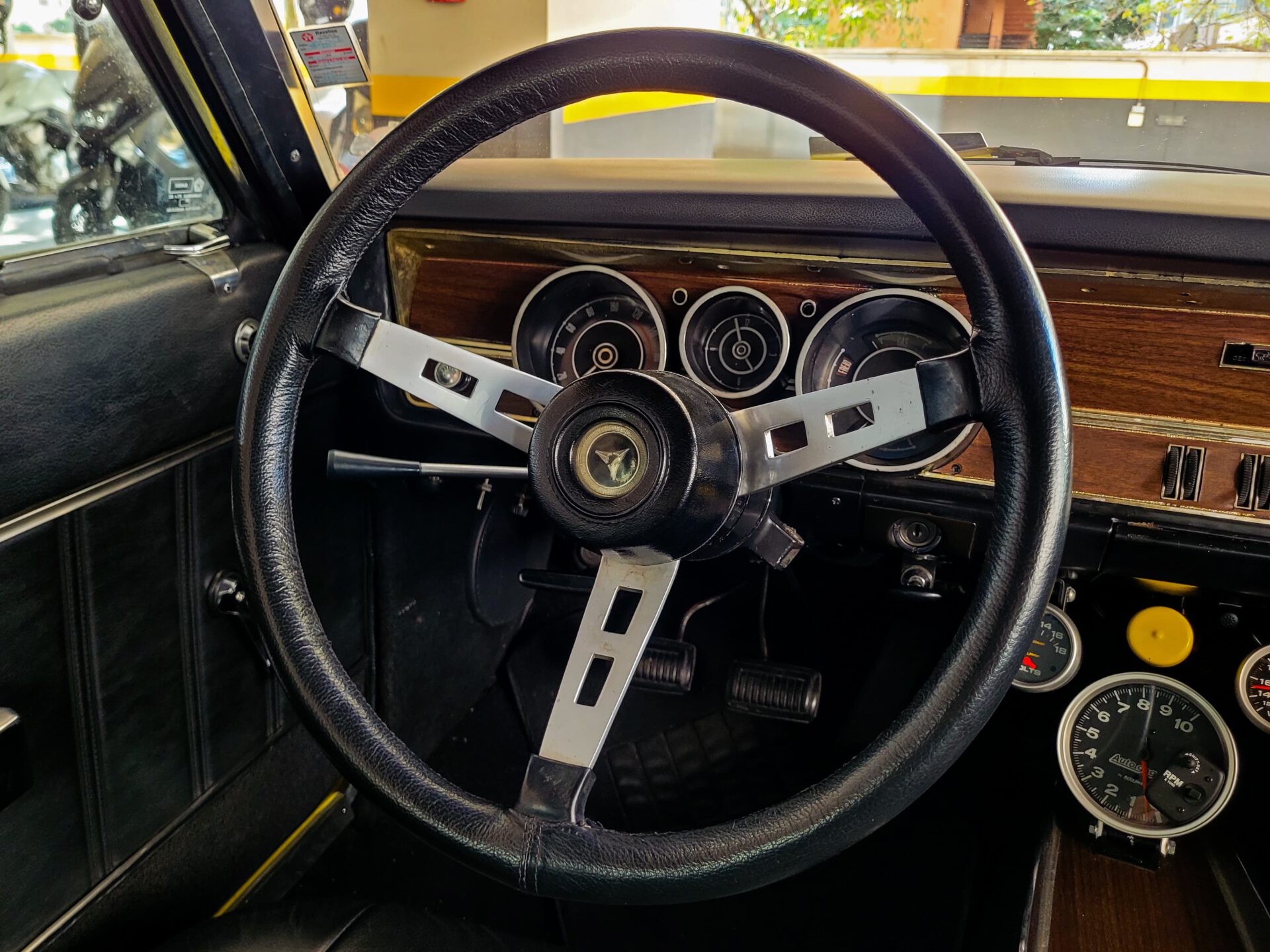 DODGE CHARGER 5.2 R/T V8 GASOLINA 2P MANUAL