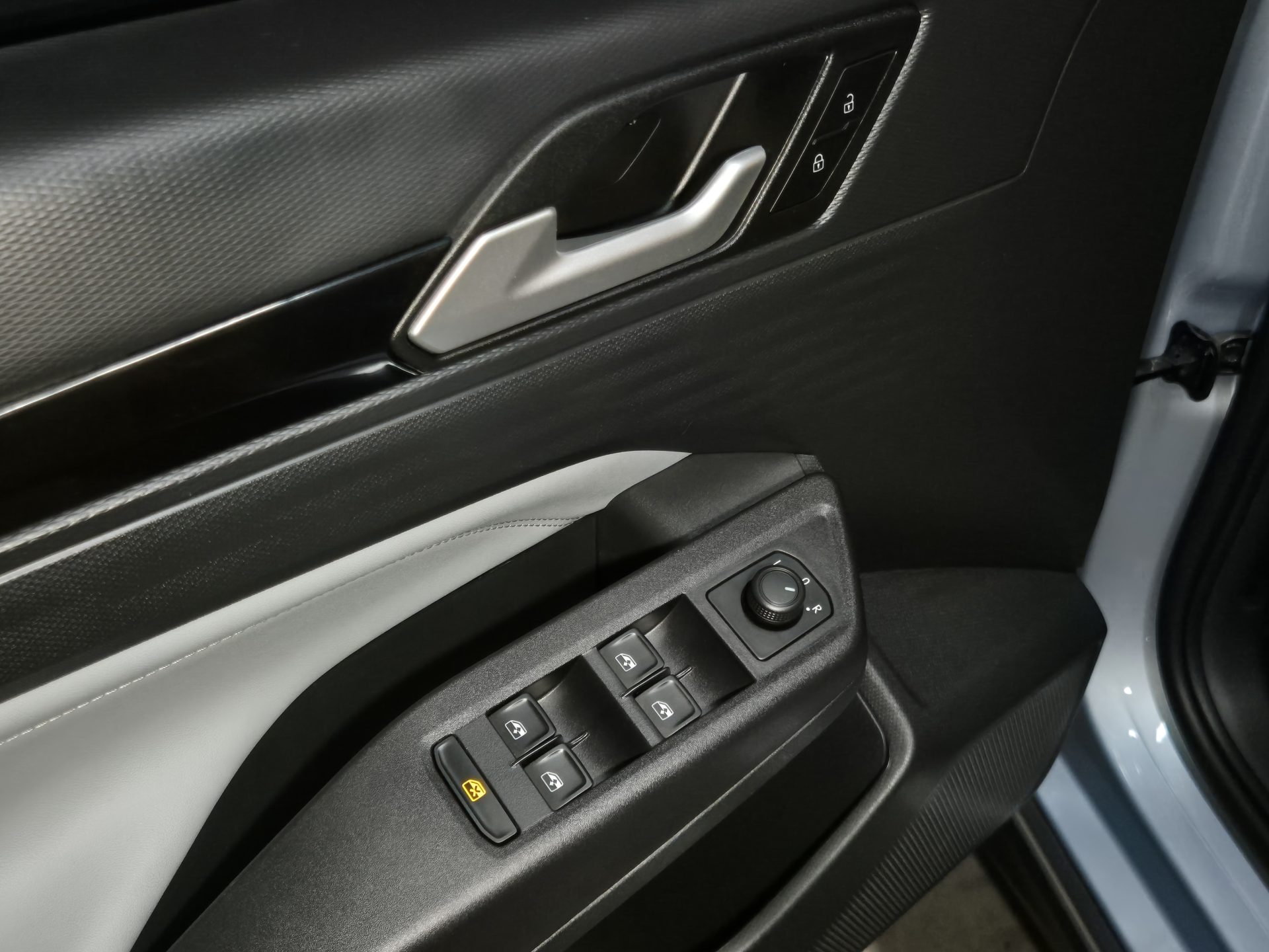 VOLKSWAGEN TERA 1.0 170 TSI HIGH AUTOMÁTICO